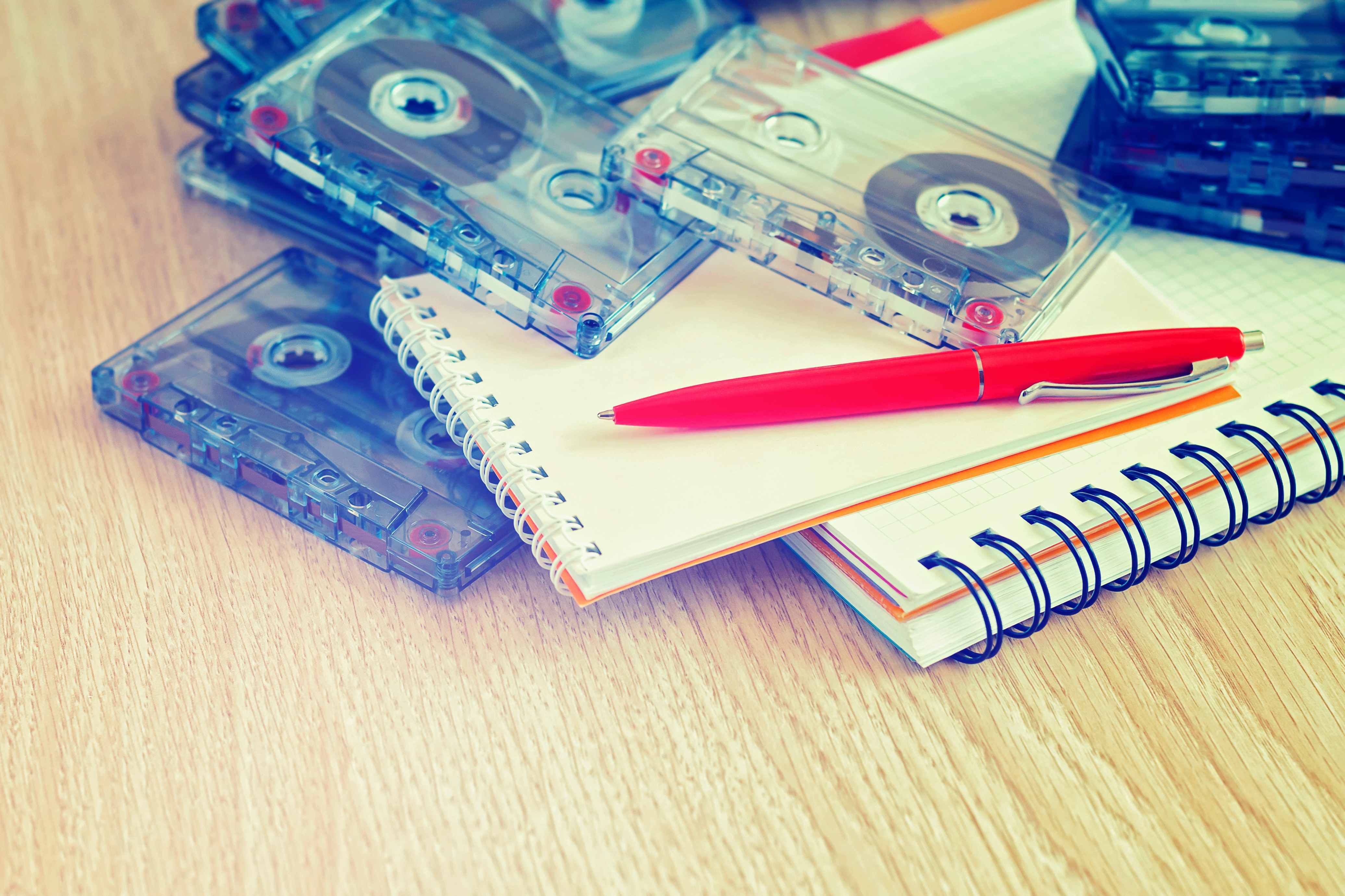 Чек-лист: Как использовать элементы 90-х в современной музыке